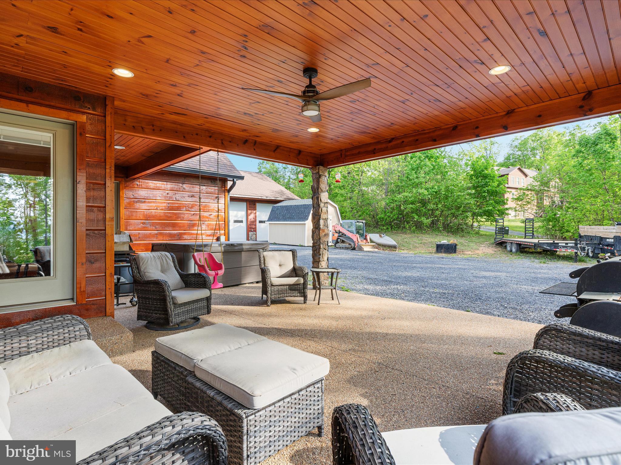 CHRISTOPHER WOODS - Residential