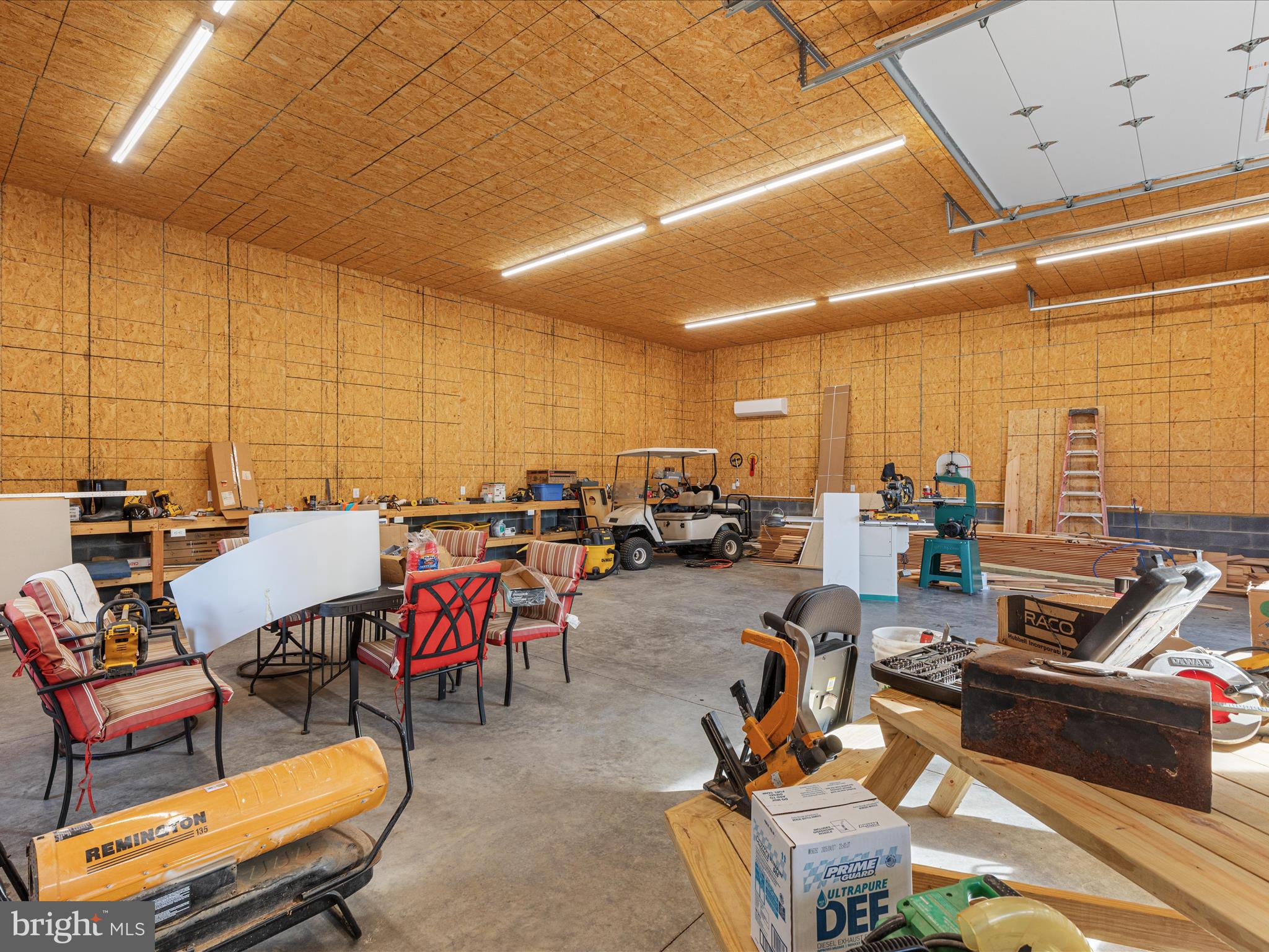 CHRISTOPHER WOODS - Residential