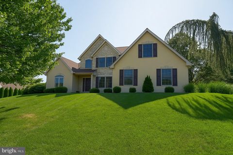 Photo of 502 Country Meadows Drive, LANCASTER, PA 17602 (MLS # PALA2073926)