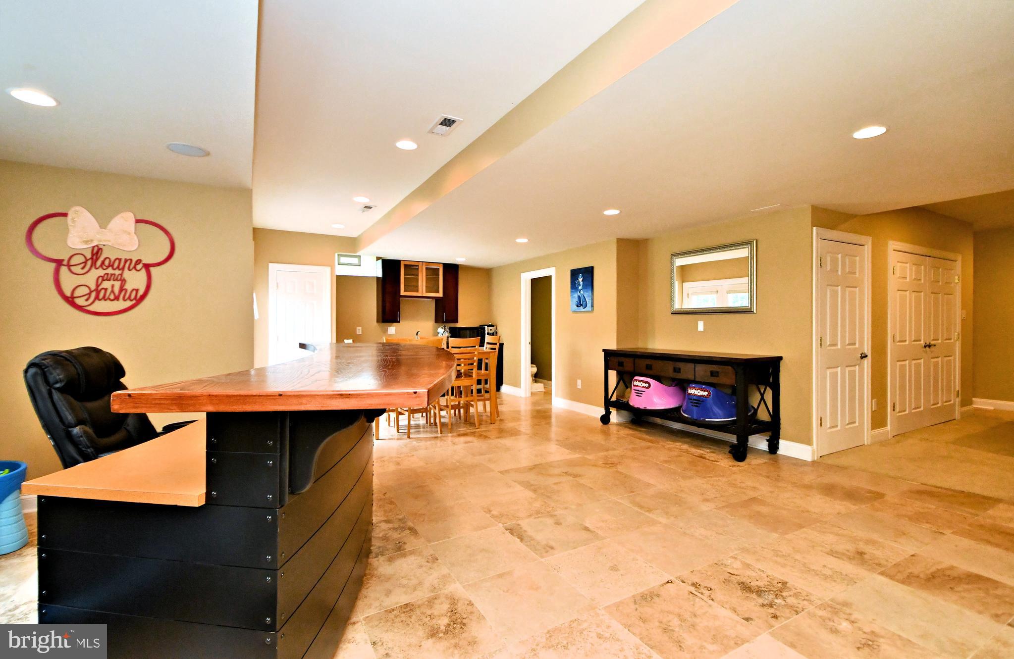 VALLEY GREEN - Residential