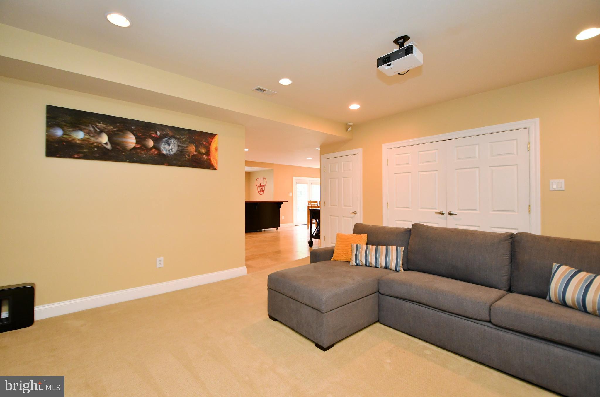 VALLEY GREEN - Residential