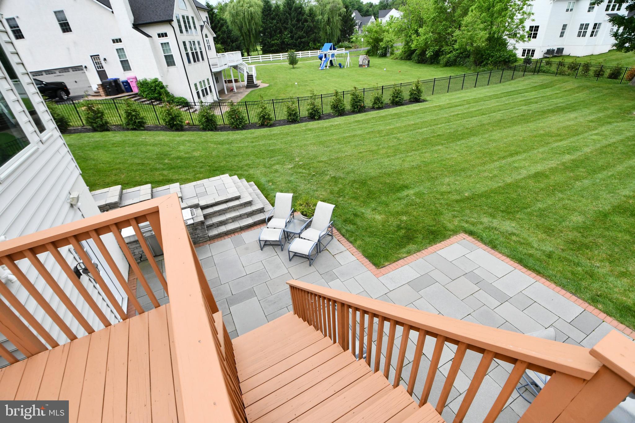 VALLEY GREEN - Residential