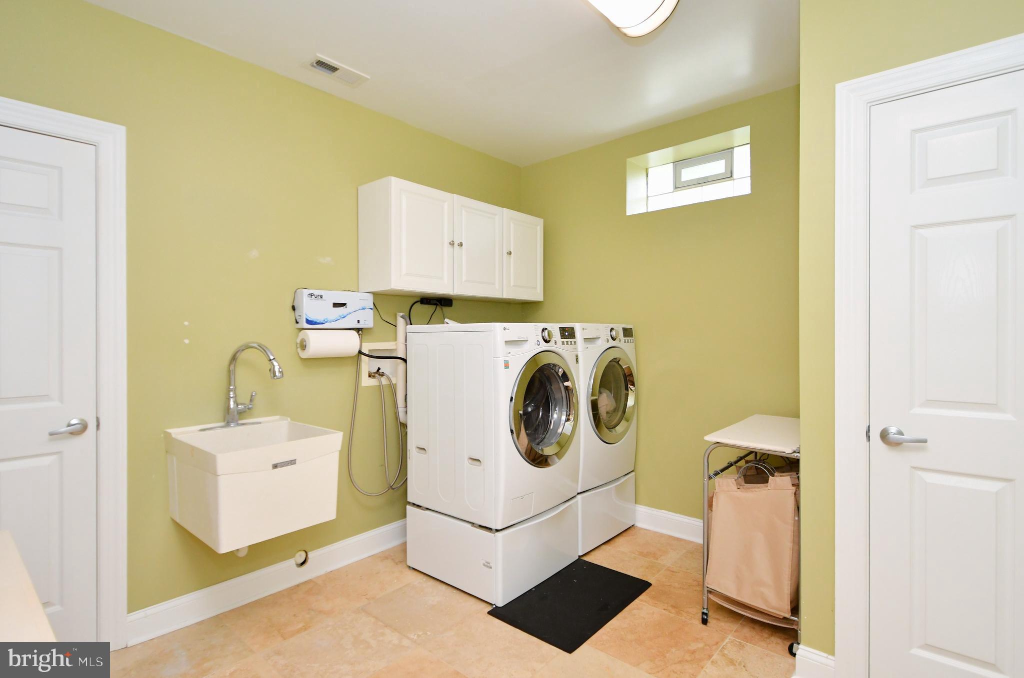 VALLEY GREEN - Residential