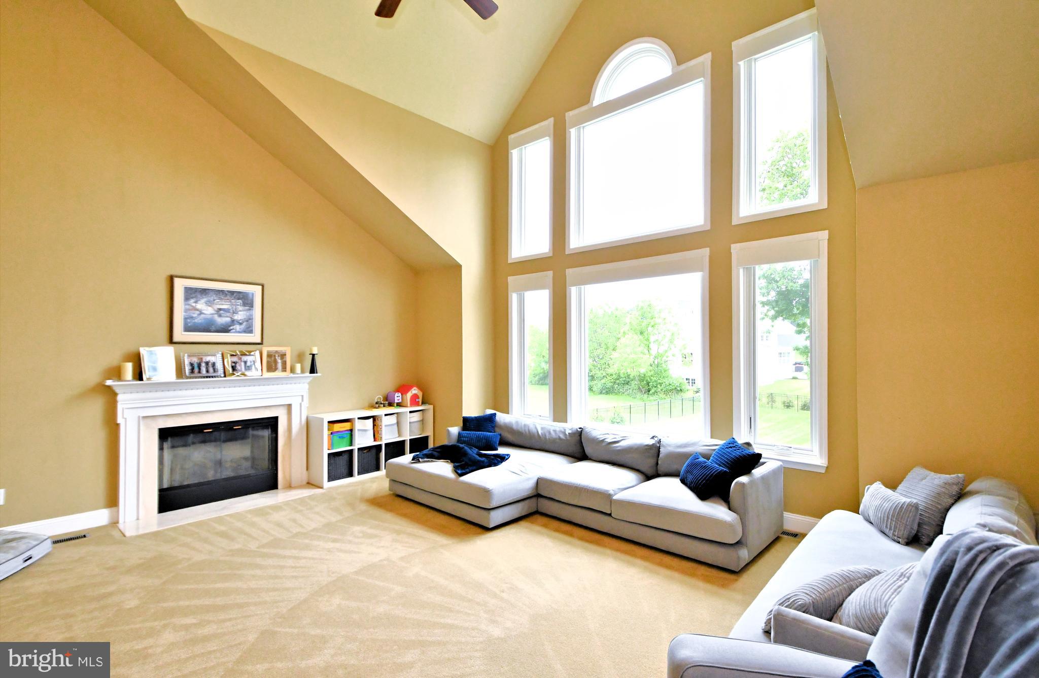 VALLEY GREEN - Residential