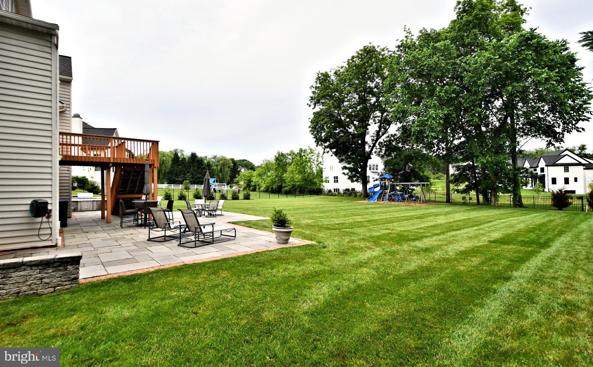 VALLEY GREEN - Residential