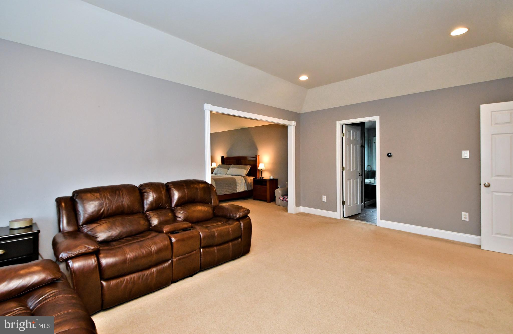 VALLEY GREEN - Residential