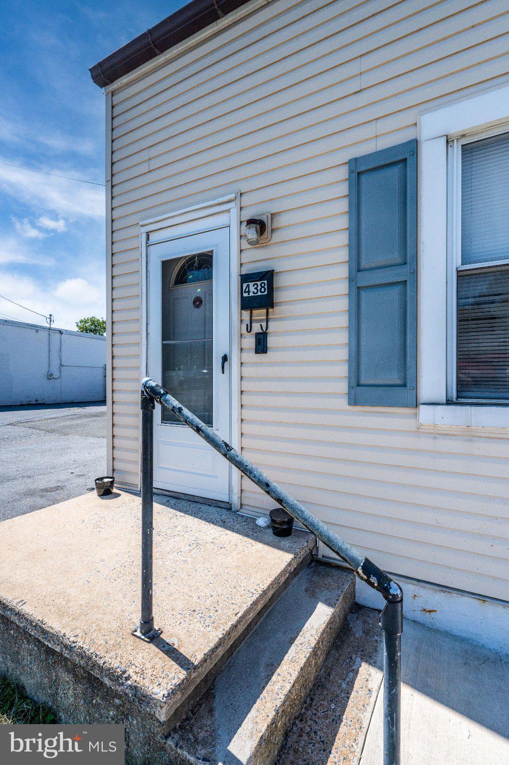 438 MORGANTOWN ROAD