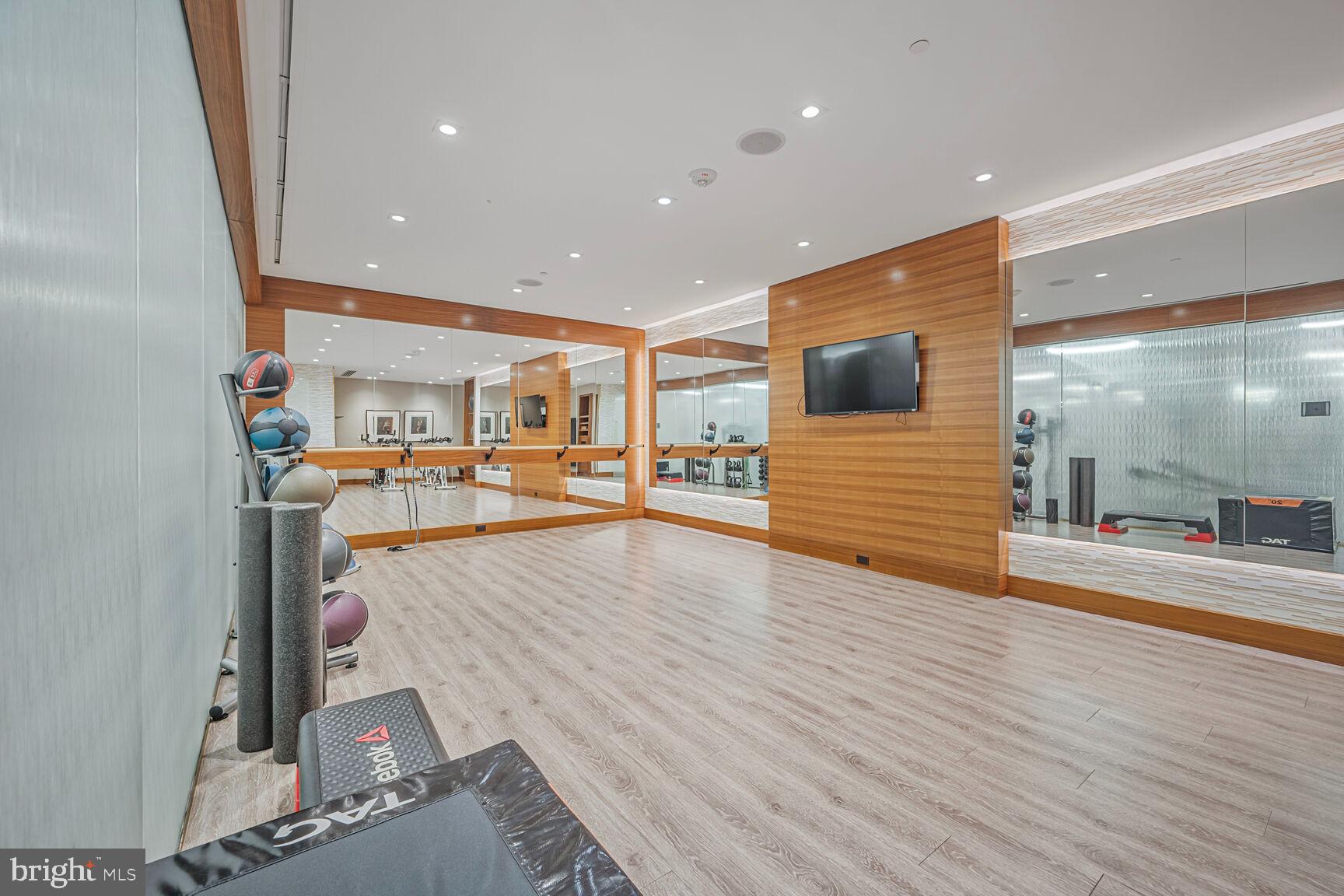 CHEVAL - Residential Lease