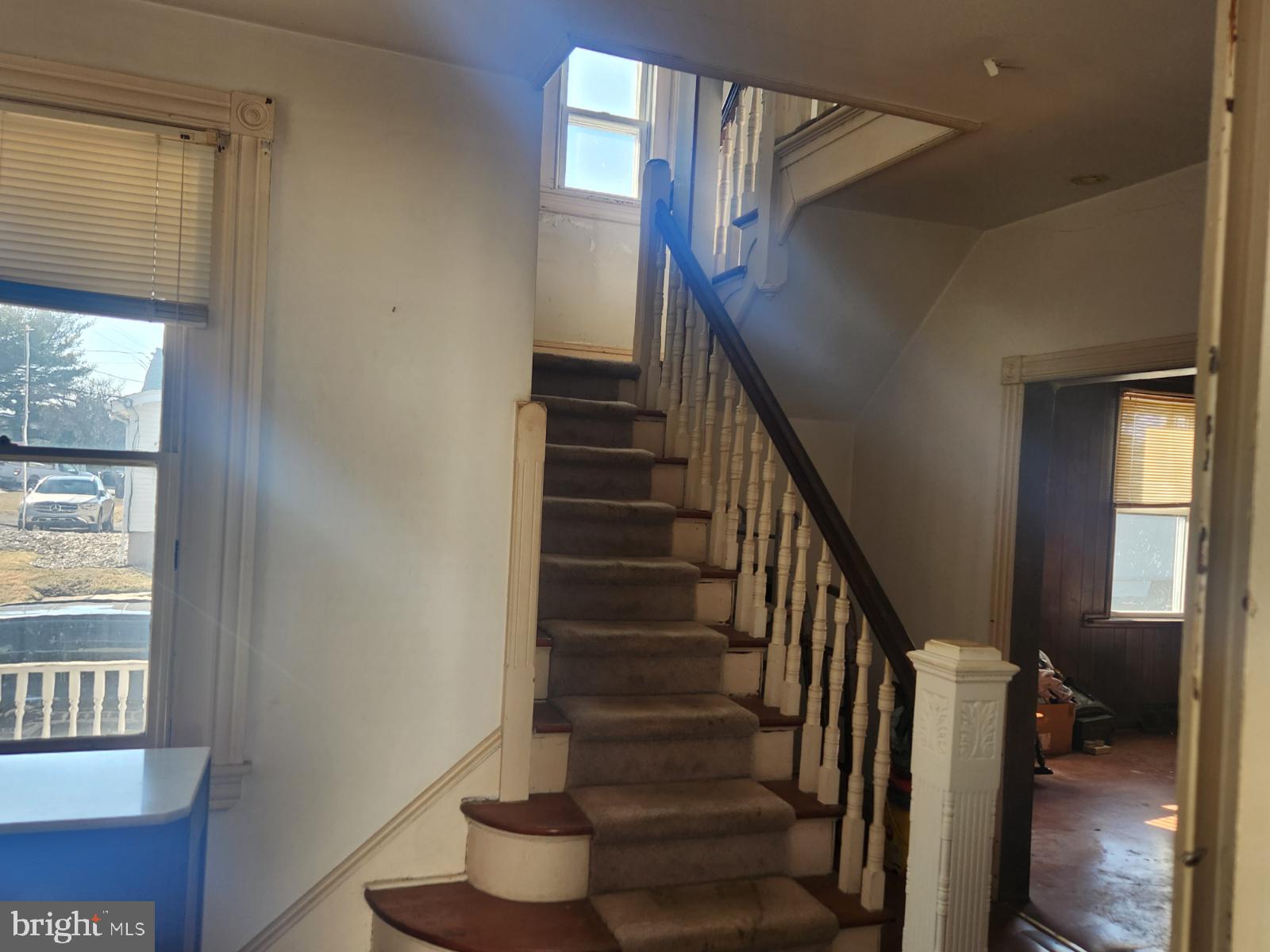 SOUTHAMPTON HGHTS - Residential