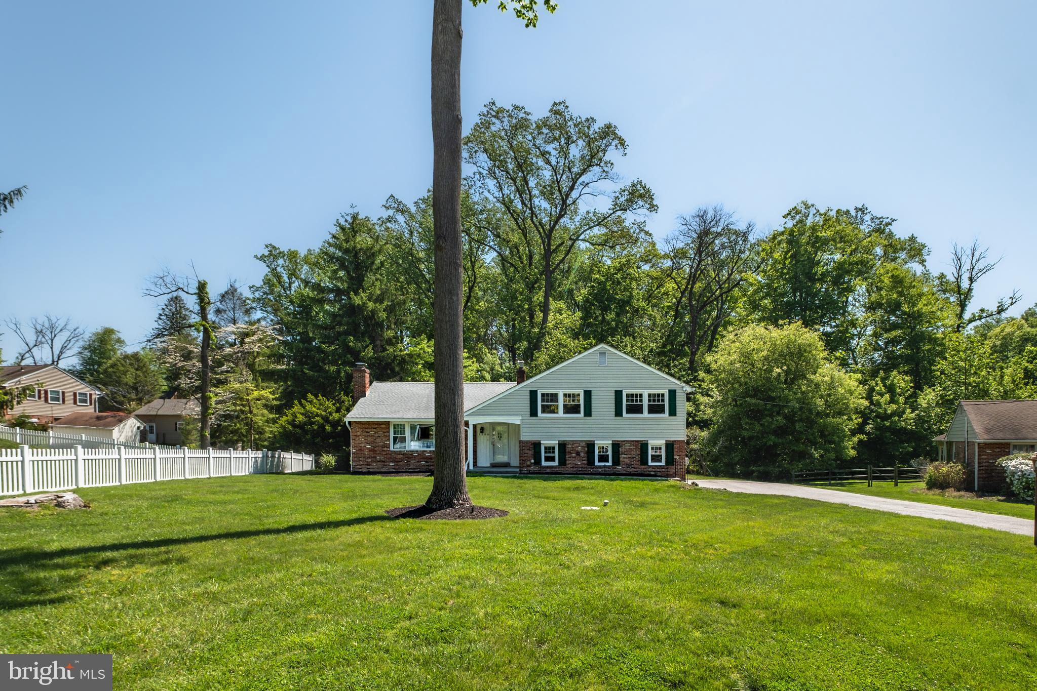 1390 PAXON PLACE