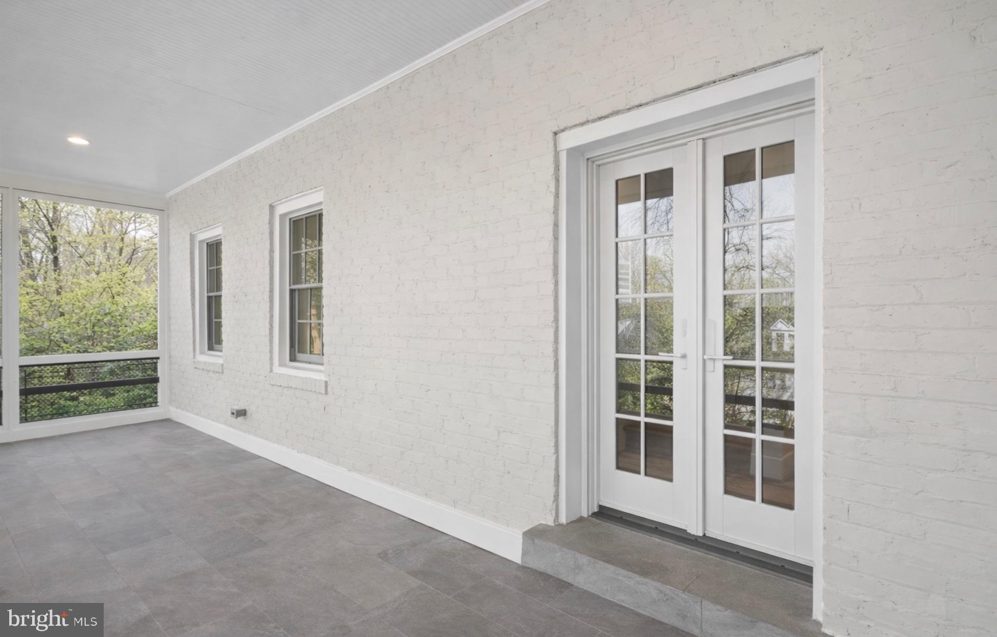 CLEVELAND PARK - Residential