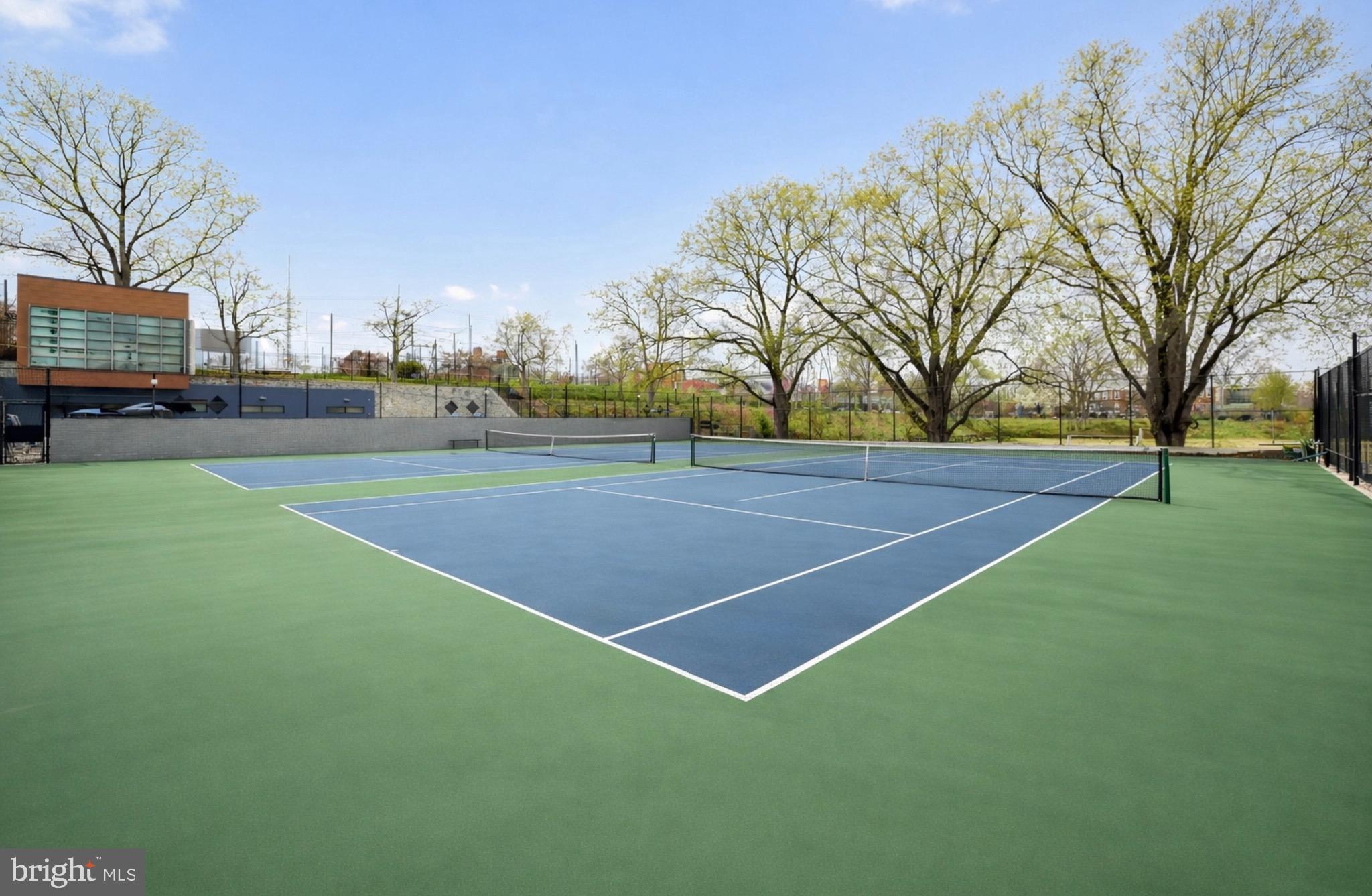 CLEVELAND PARK - Residential