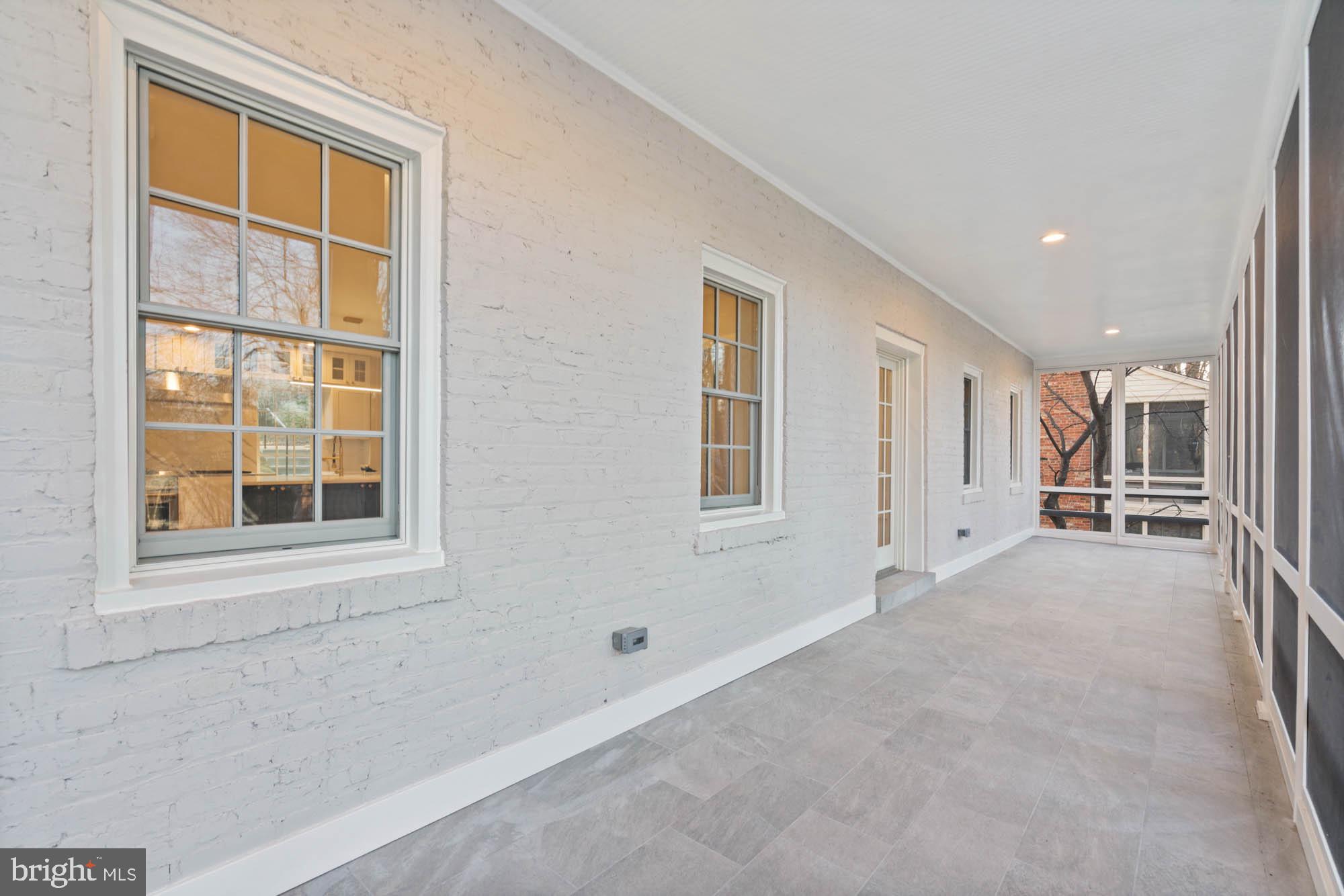 CLEVELAND PARK - Residential