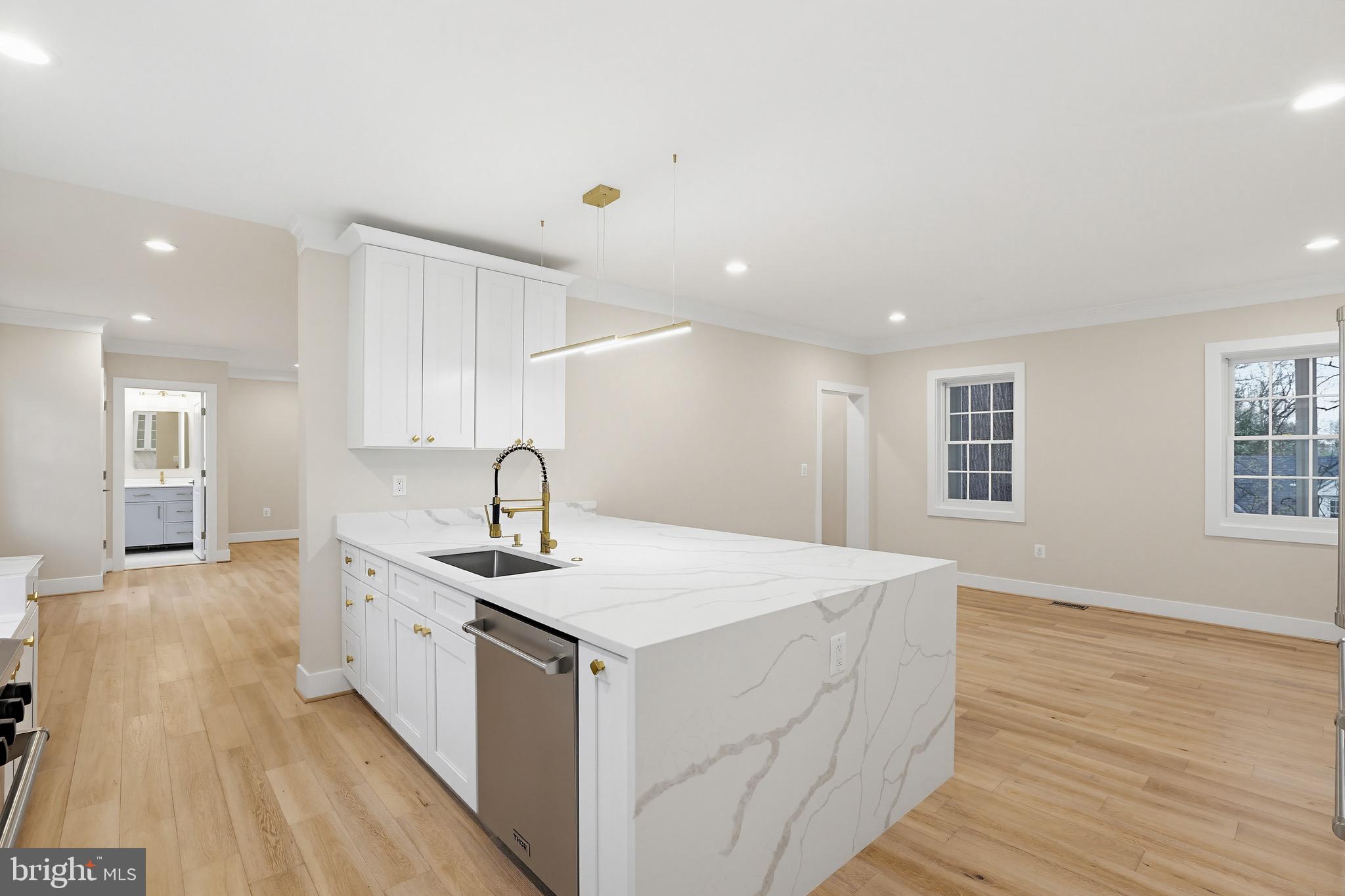 CLEVELAND PARK - Residential