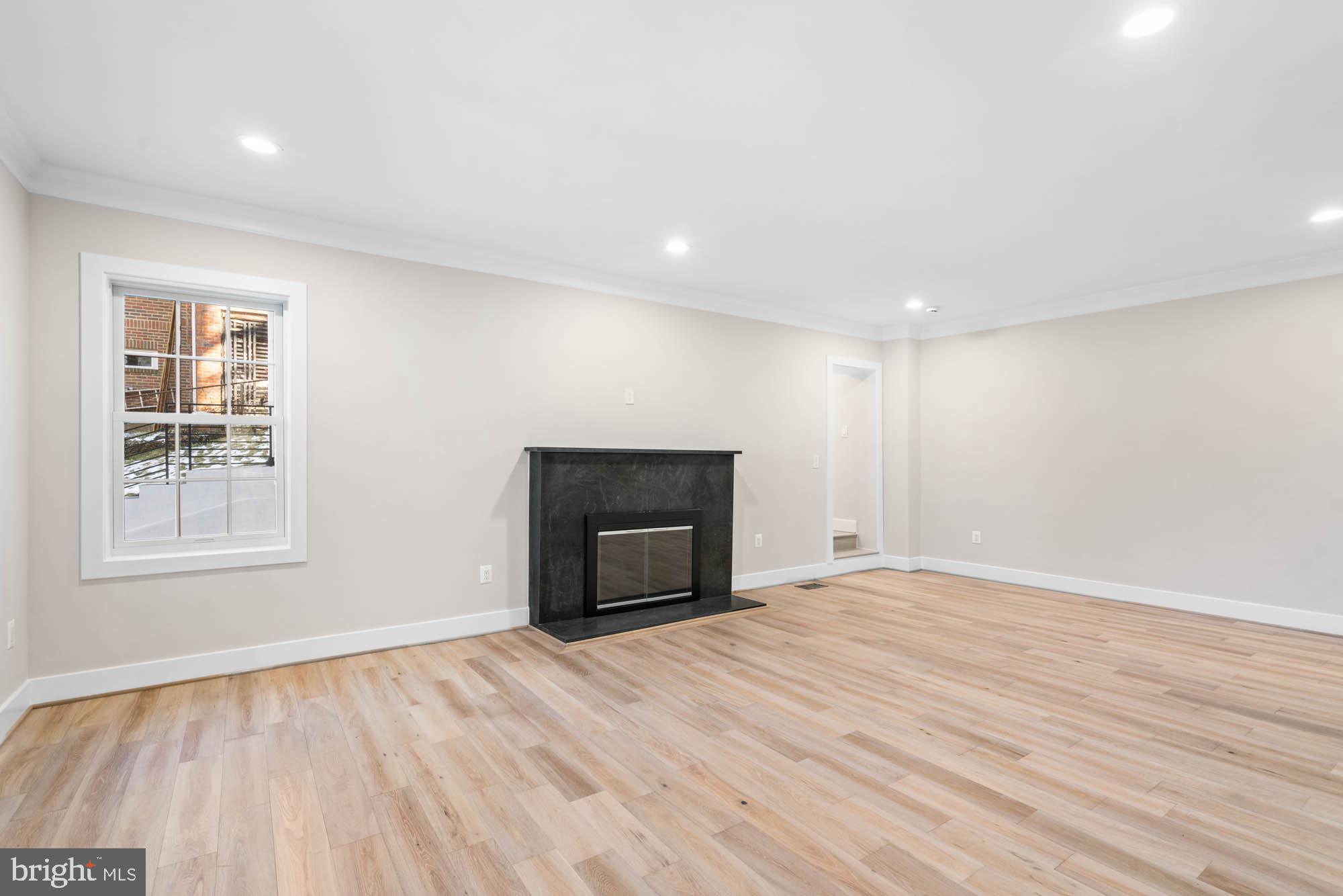 CLEVELAND PARK - Residential