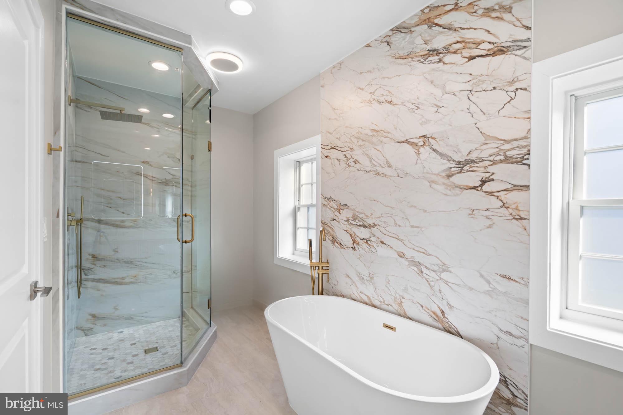 CLEVELAND PARK - Residential