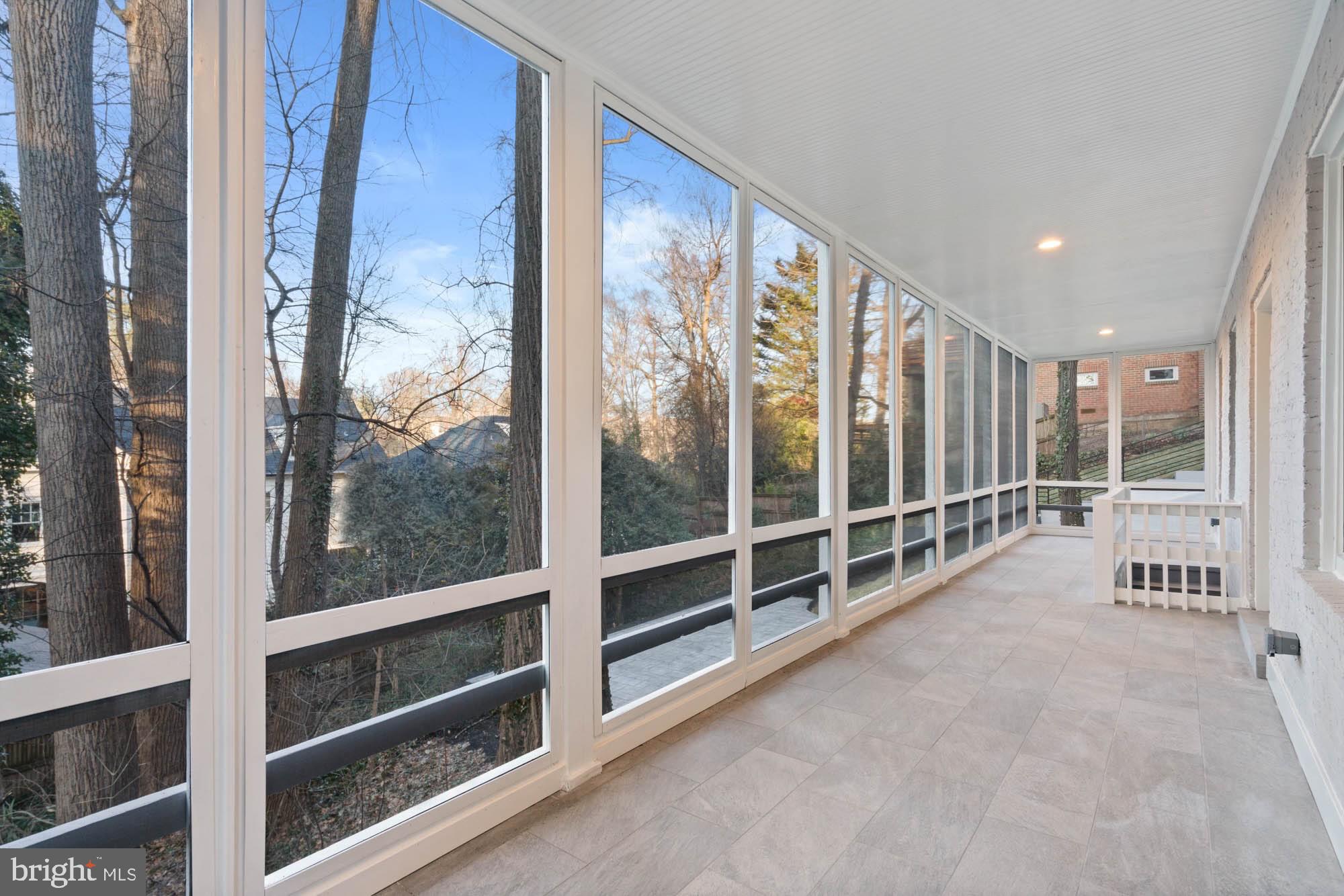 CLEVELAND PARK - Residential