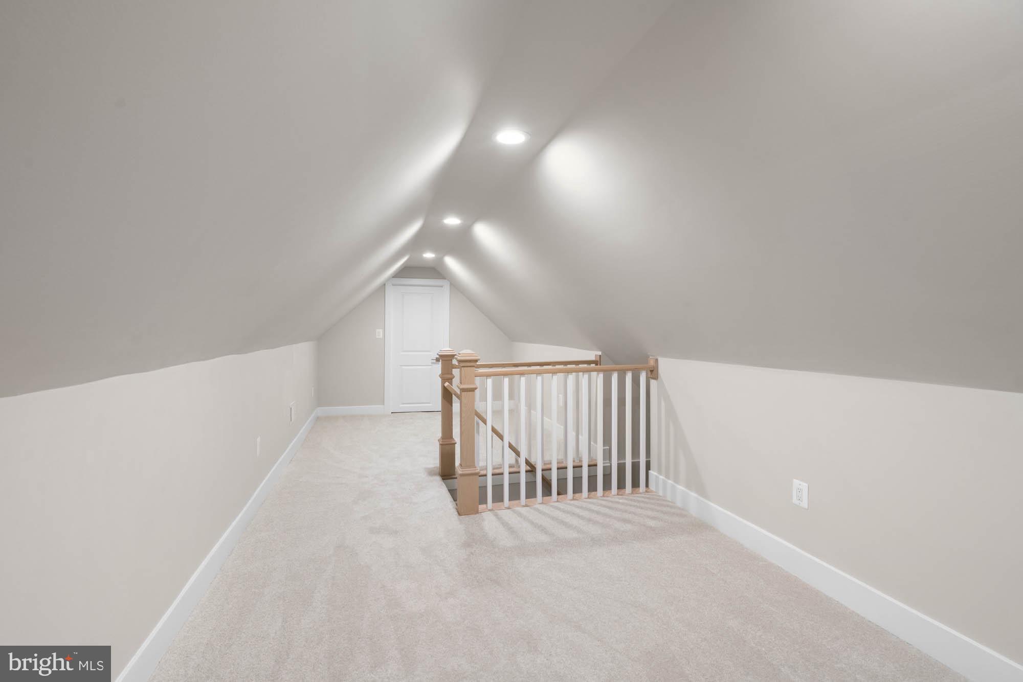 CLEVELAND PARK - Residential