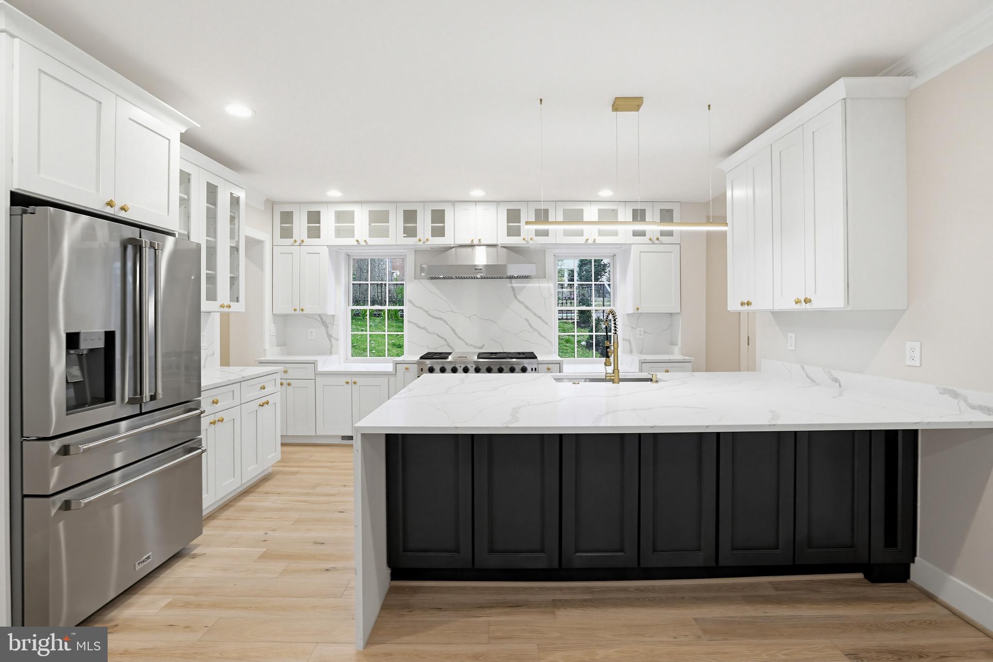 CLEVELAND PARK - Residential