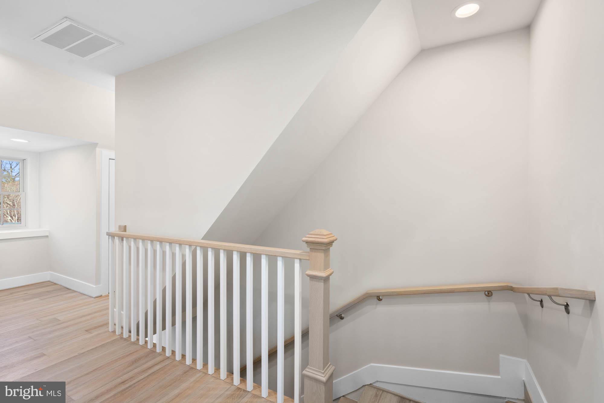 CLEVELAND PARK - Residential