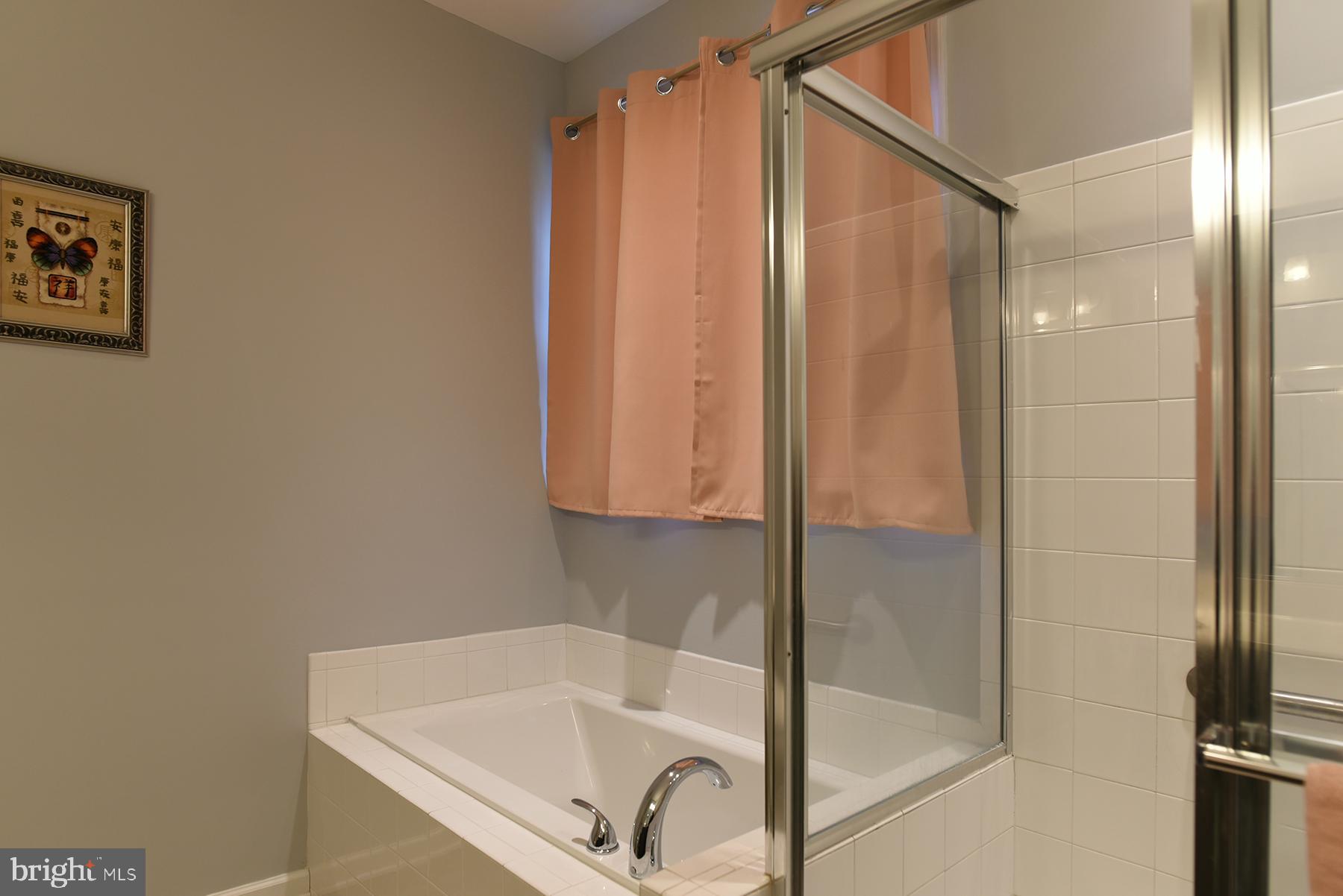 MOUNTAIN SHADOWS - Residential