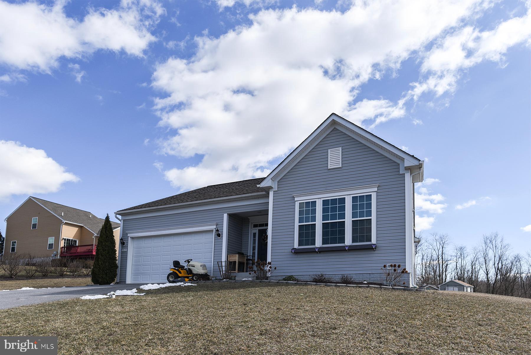 MOUNTAIN SHADOWS - Residential