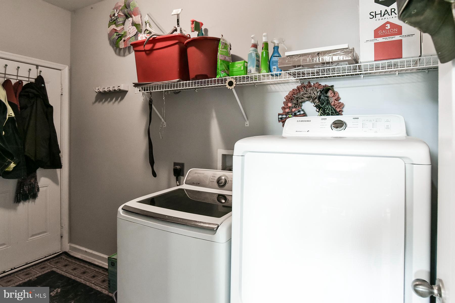 MOUNTAIN SHADOWS - Residential