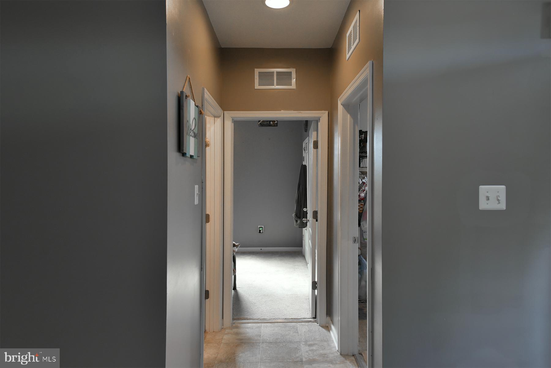 MOUNTAIN SHADOWS - Residential