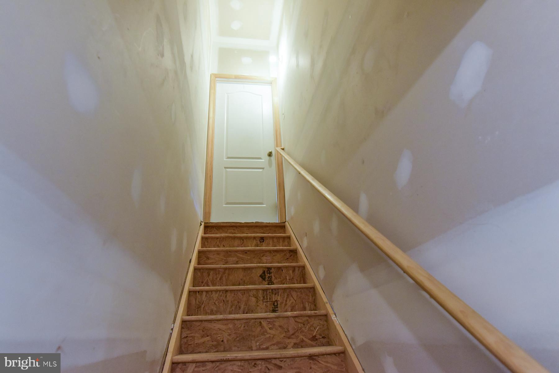 MOUNTAIN SHADOWS - Residential