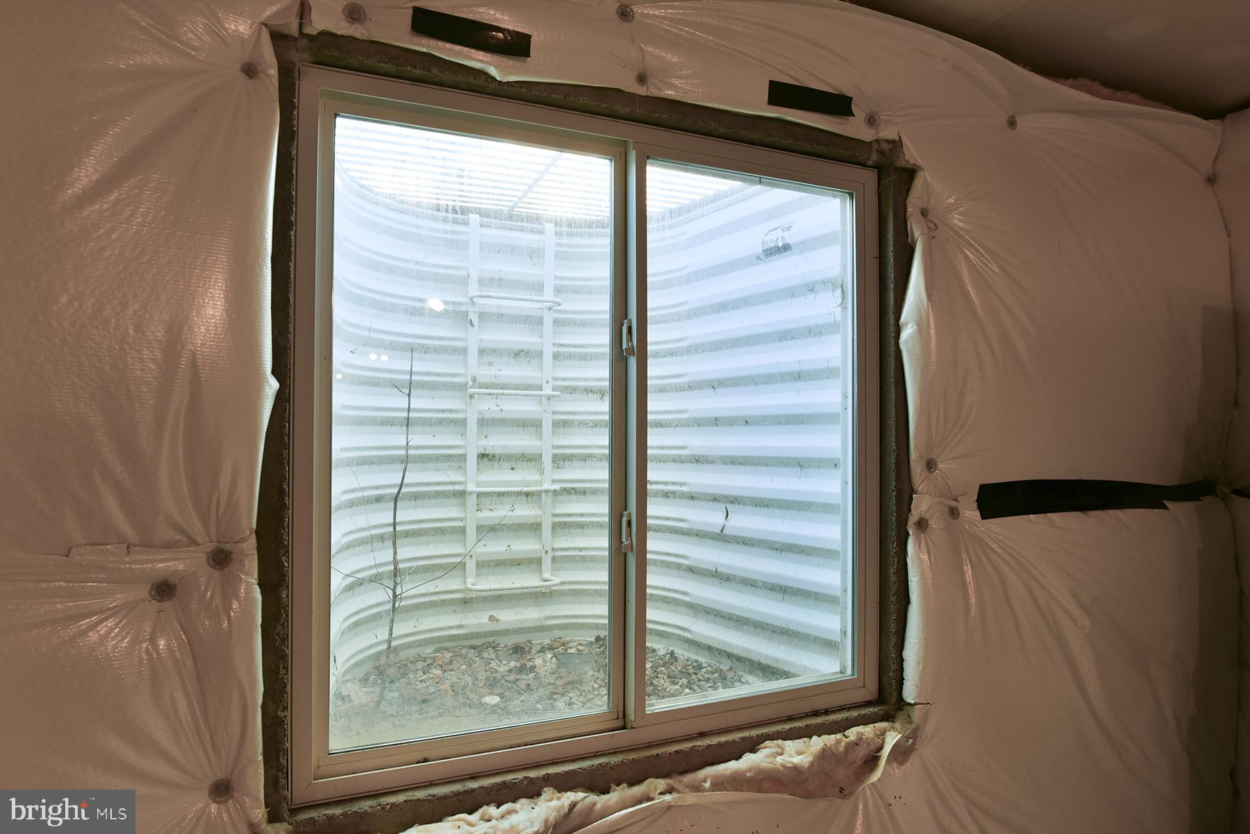 MOUNTAIN SHADOWS - Residential