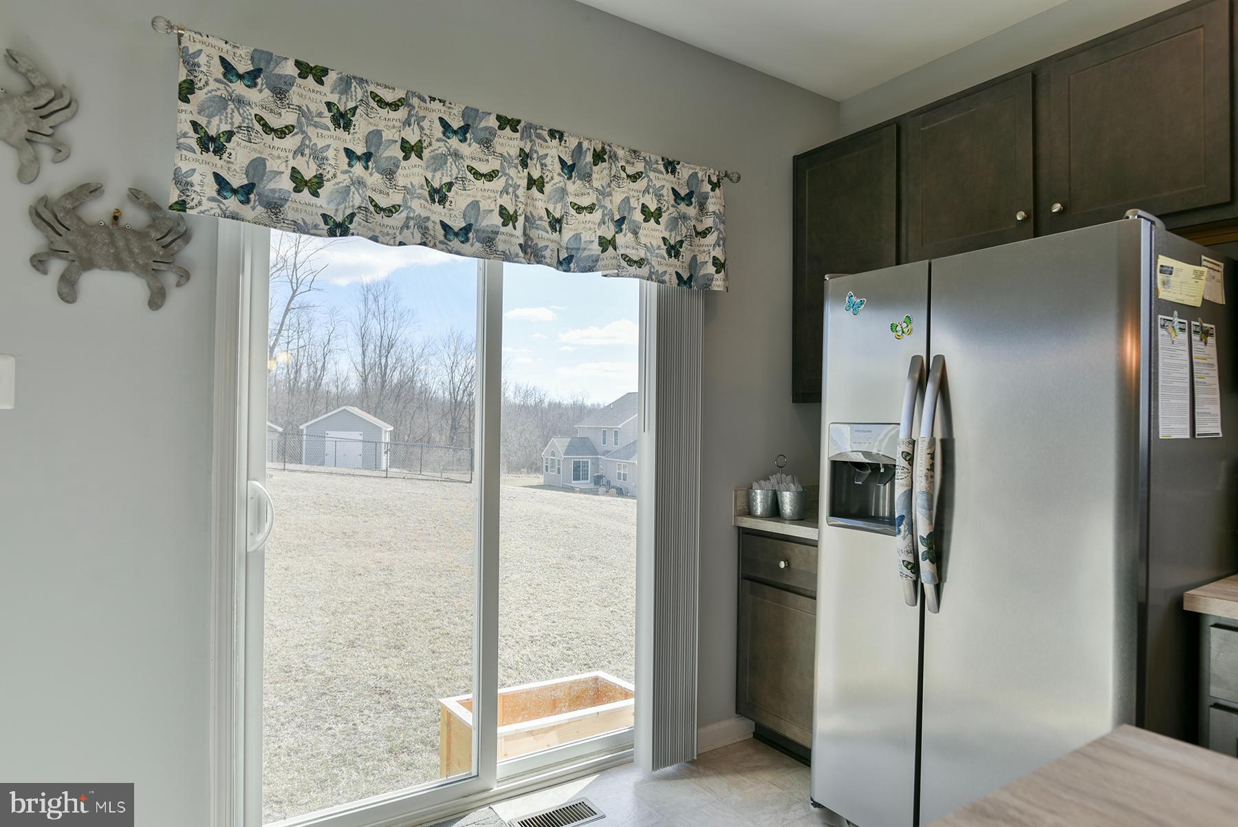 MOUNTAIN SHADOWS - Residential