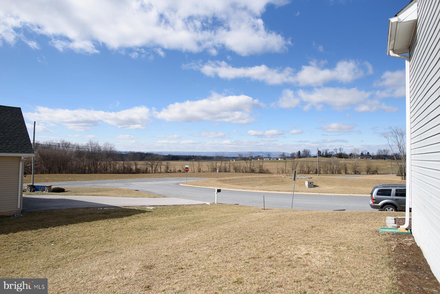 MOUNTAIN SHADOWS - Residential
