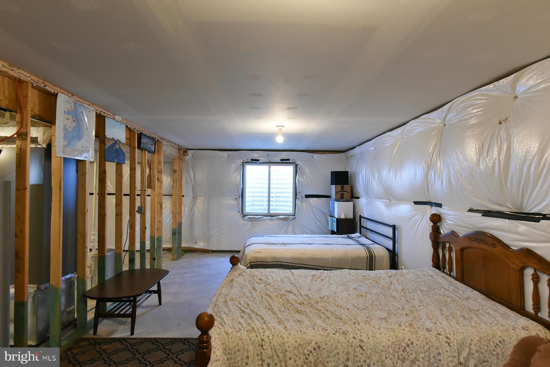 MOUNTAIN SHADOWS - Residential