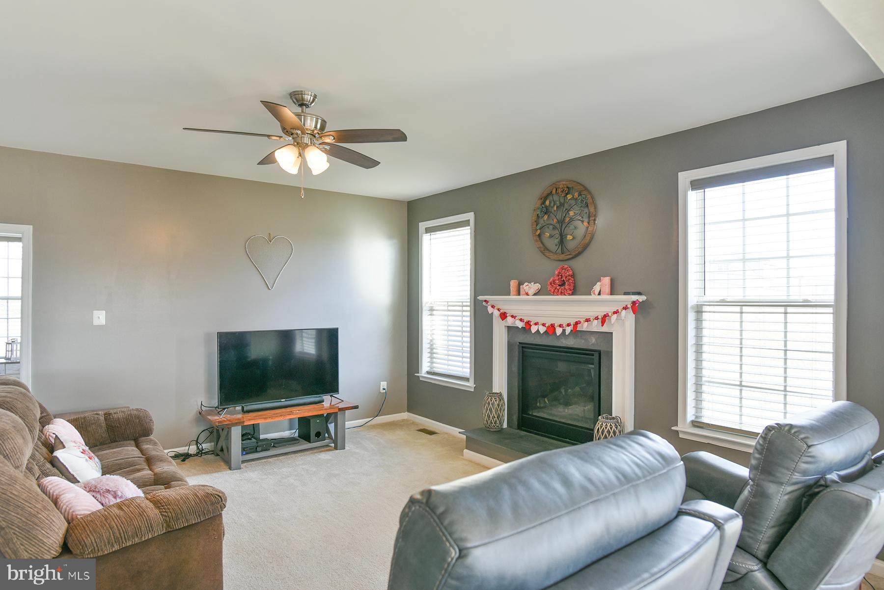 MOUNTAIN SHADOWS - Residential