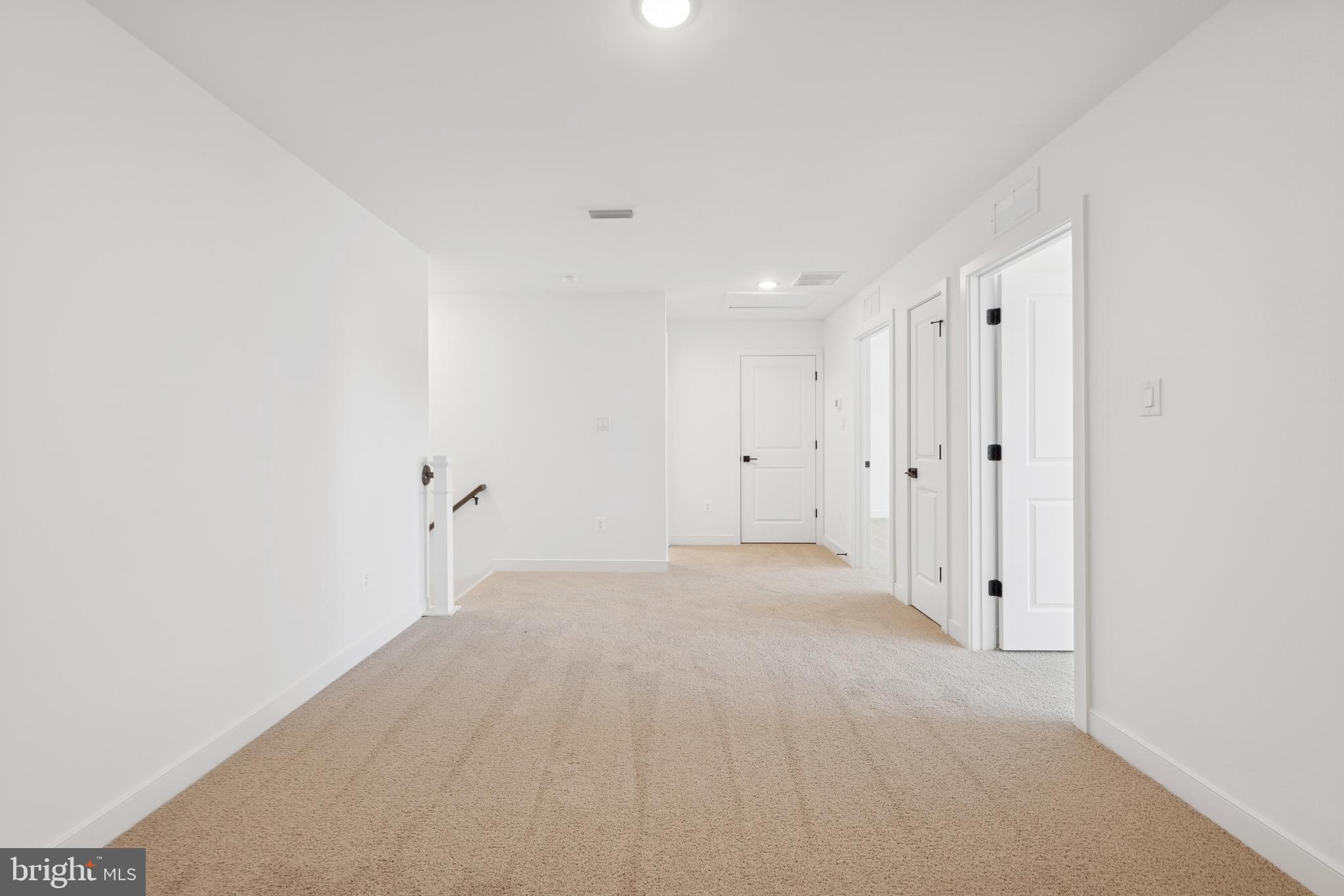 ADMIRAL'S LANDING - Residential