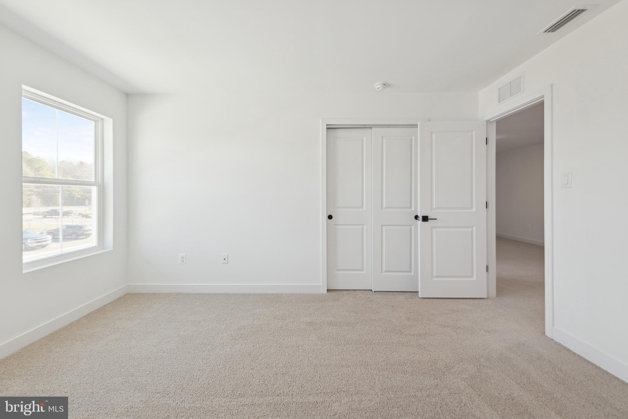 ADMIRAL'S LANDING - Residential