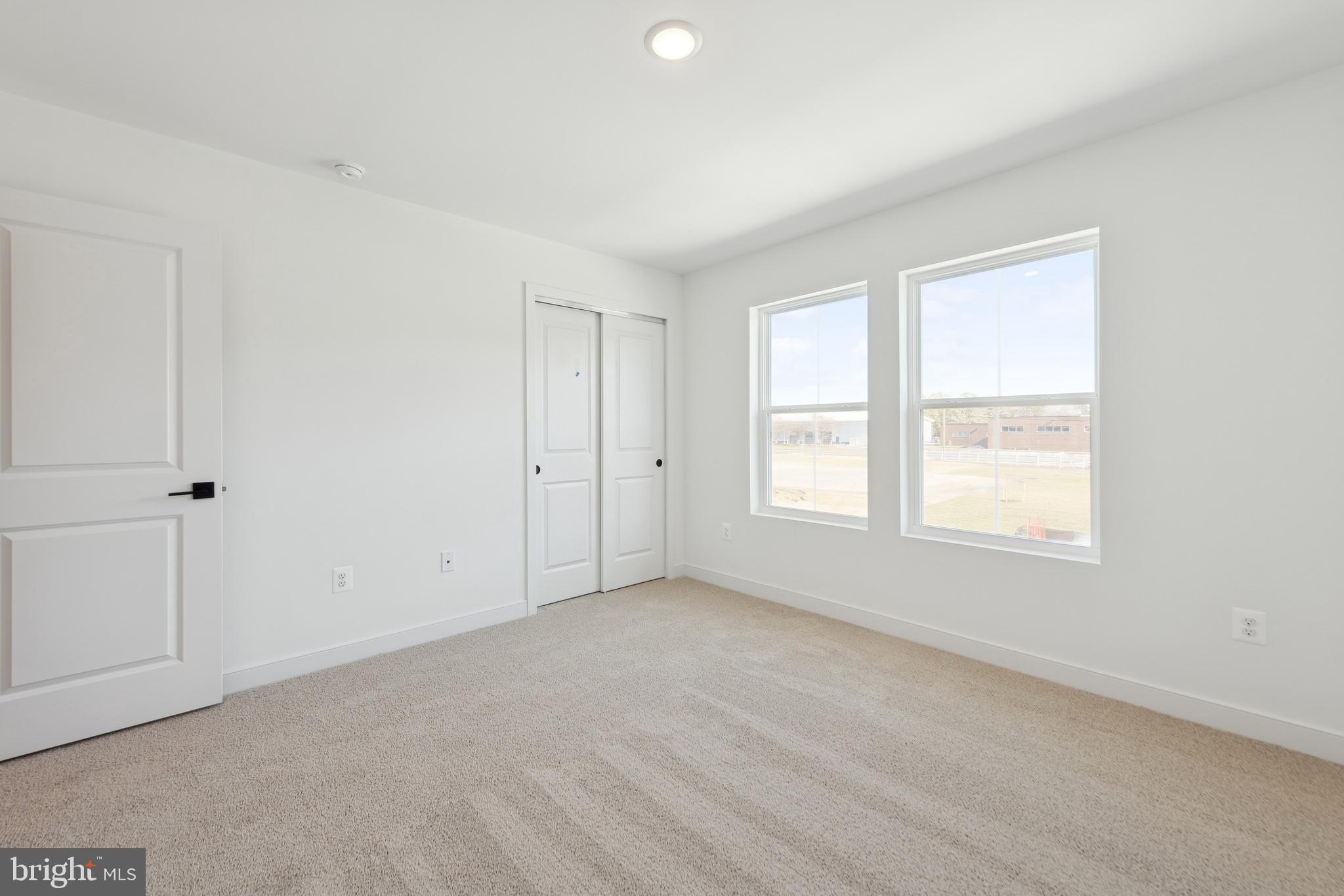 ADMIRAL'S LANDING - Residential