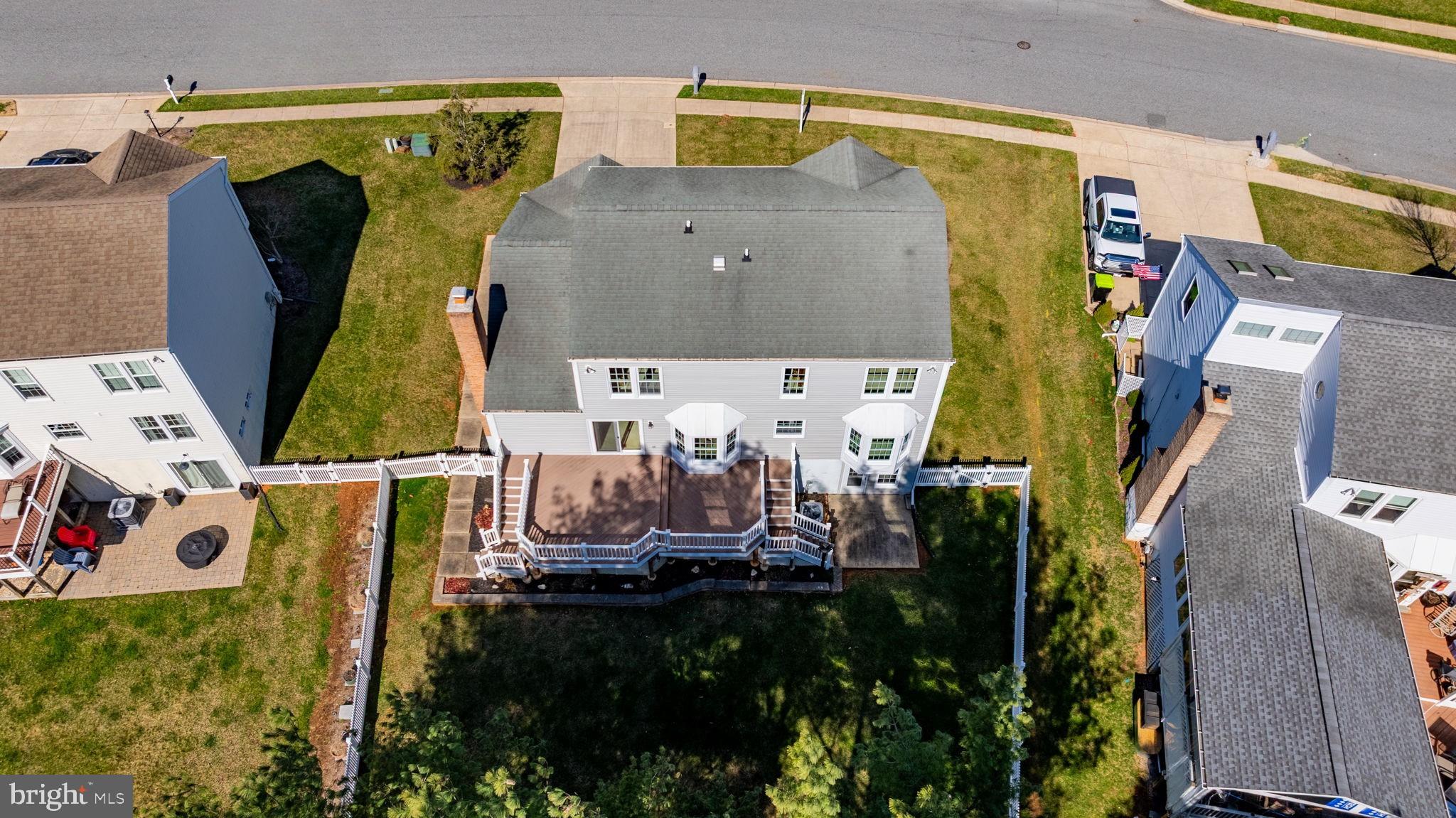 1002 BARRYMORE DRIVE