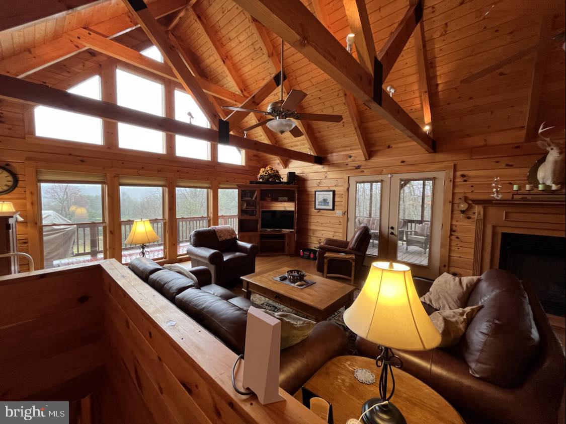 MEDALLION ESTATES - Residential