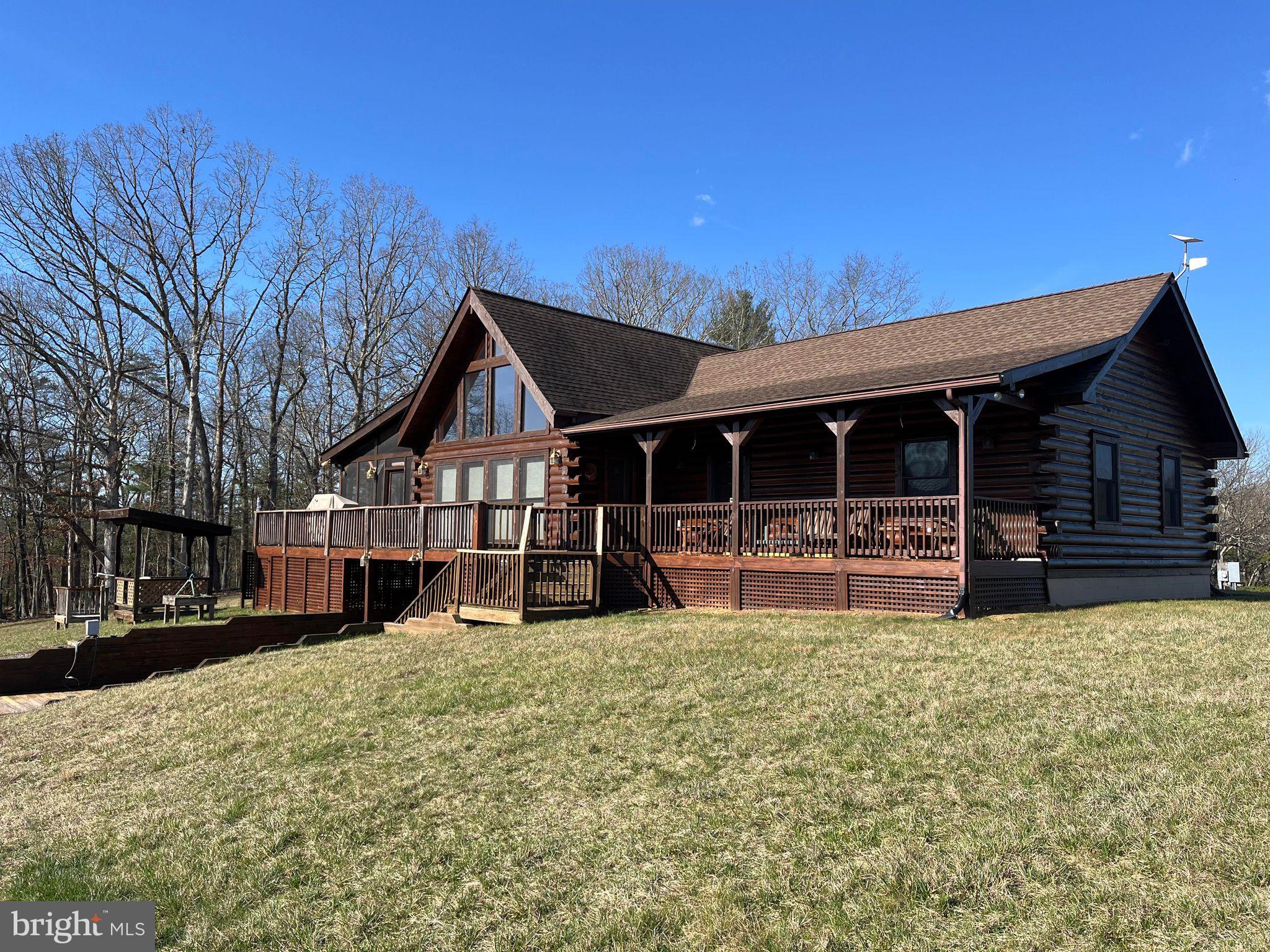 MEDALLION ESTATES - Residential