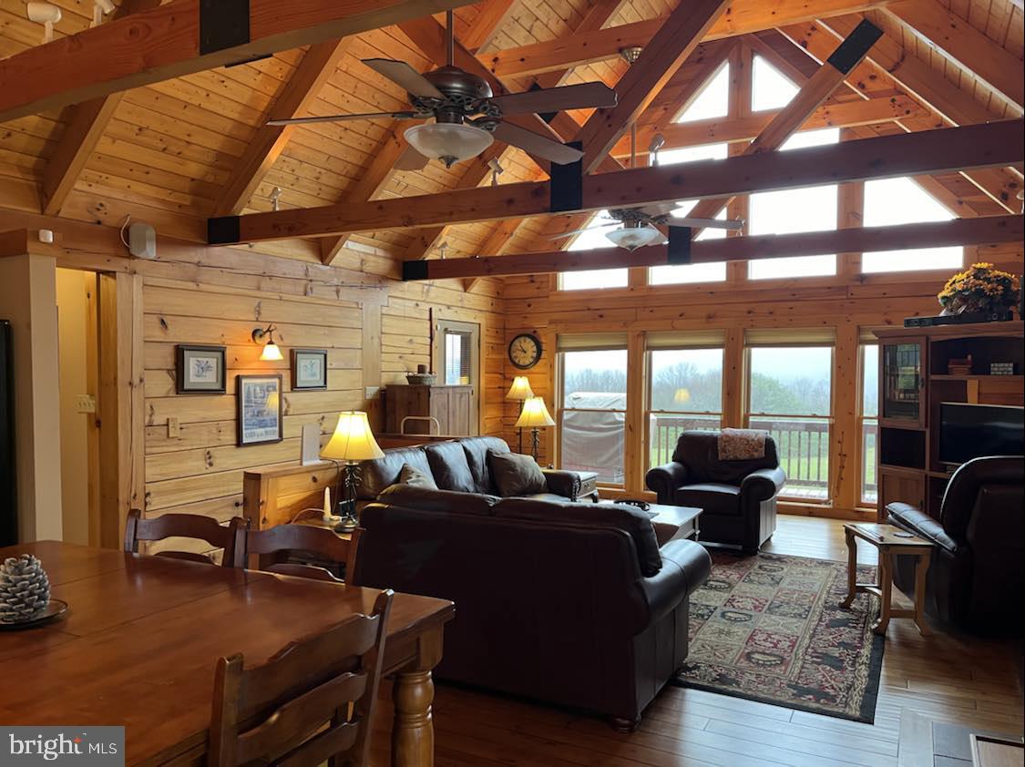 MEDALLION ESTATES - Residential