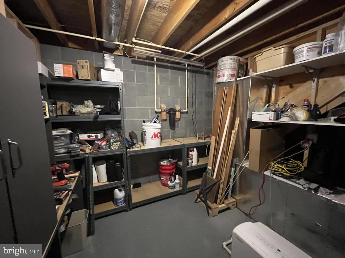 MEDALLION ESTATES - Residential