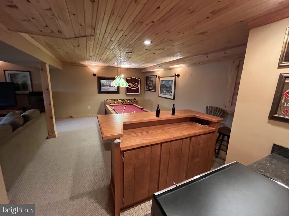 MEDALLION ESTATES - Residential