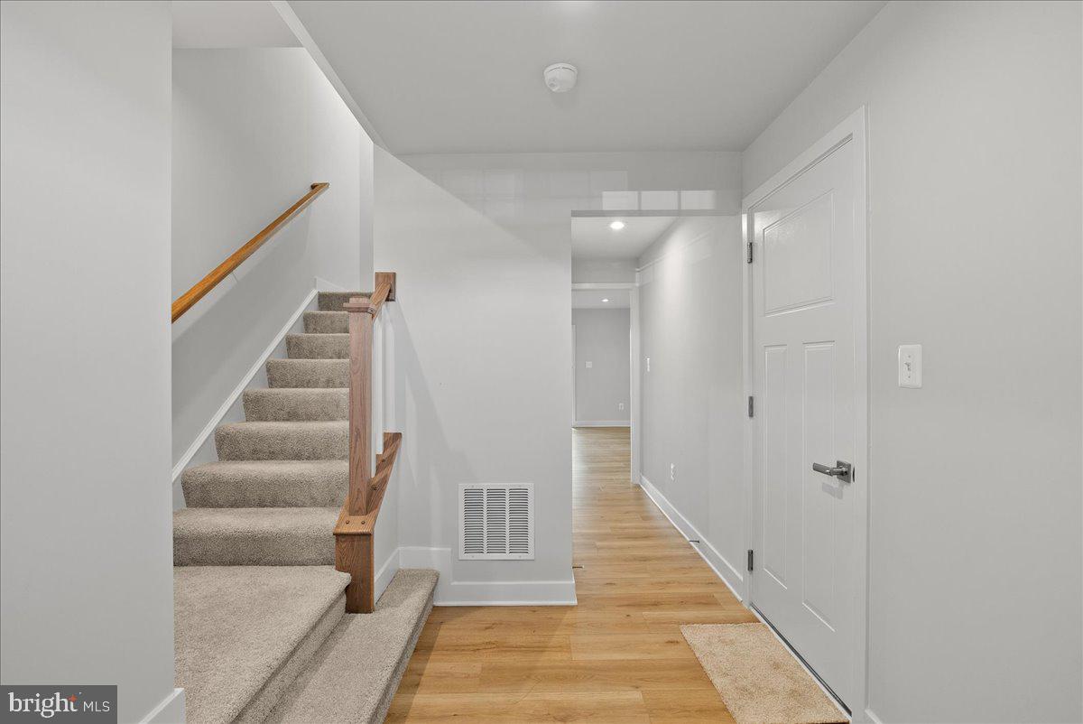 10302 HERITAGE TRAIL COURT