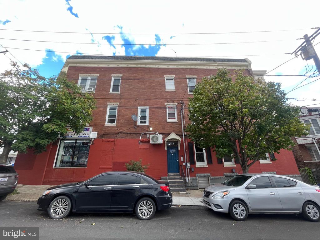 Photo of 2938 W Oxford Street #1R, PHILADELPHIA, PA 19121 (MLS # PAPH2593134)