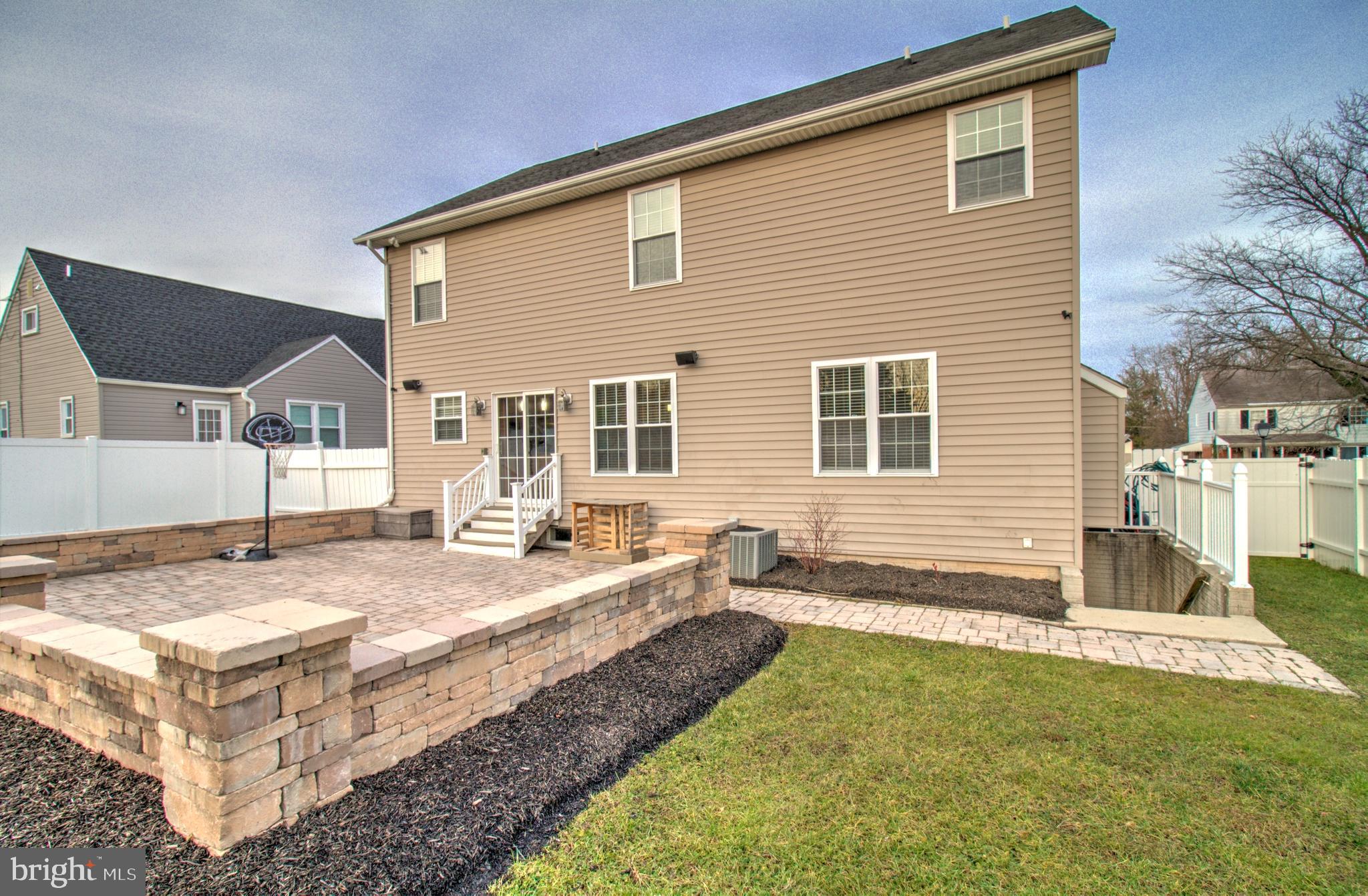 PUTTY HILL WOODS - Residential