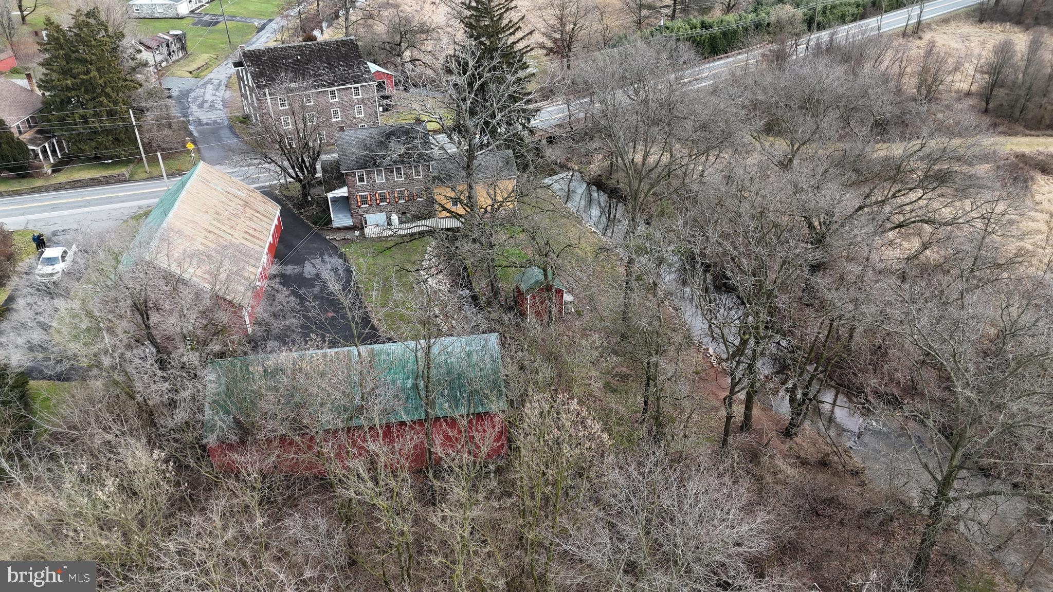 BRECKNOCK TOWNSHIP - Residential