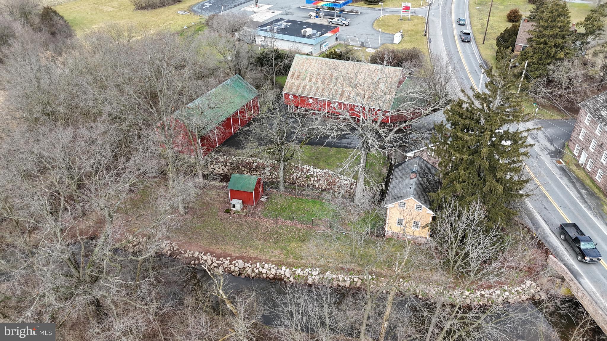 BRECKNOCK TOWNSHIP - Residential