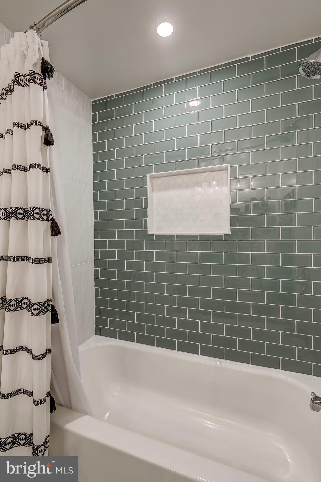 PERRY HALL GARDENS - Residential