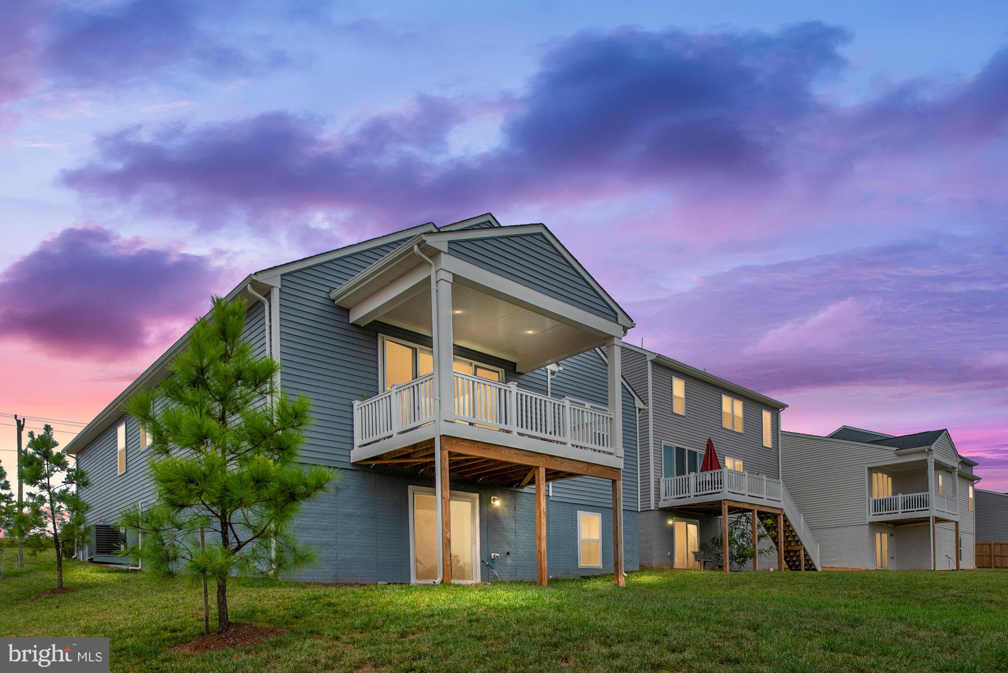 ROUND HILL MEADOWS - Residential